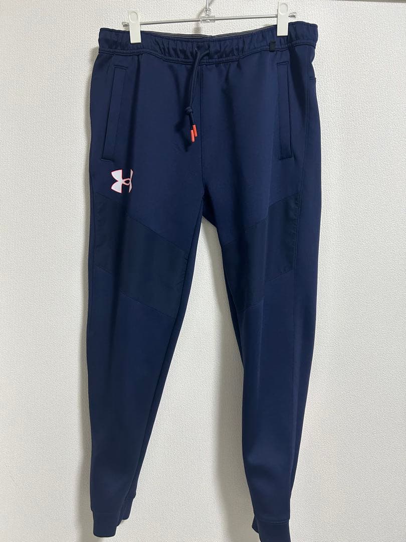 超美品　UNDER ARMOUR　4WAYストレッチ　ジャージ上下　XXL