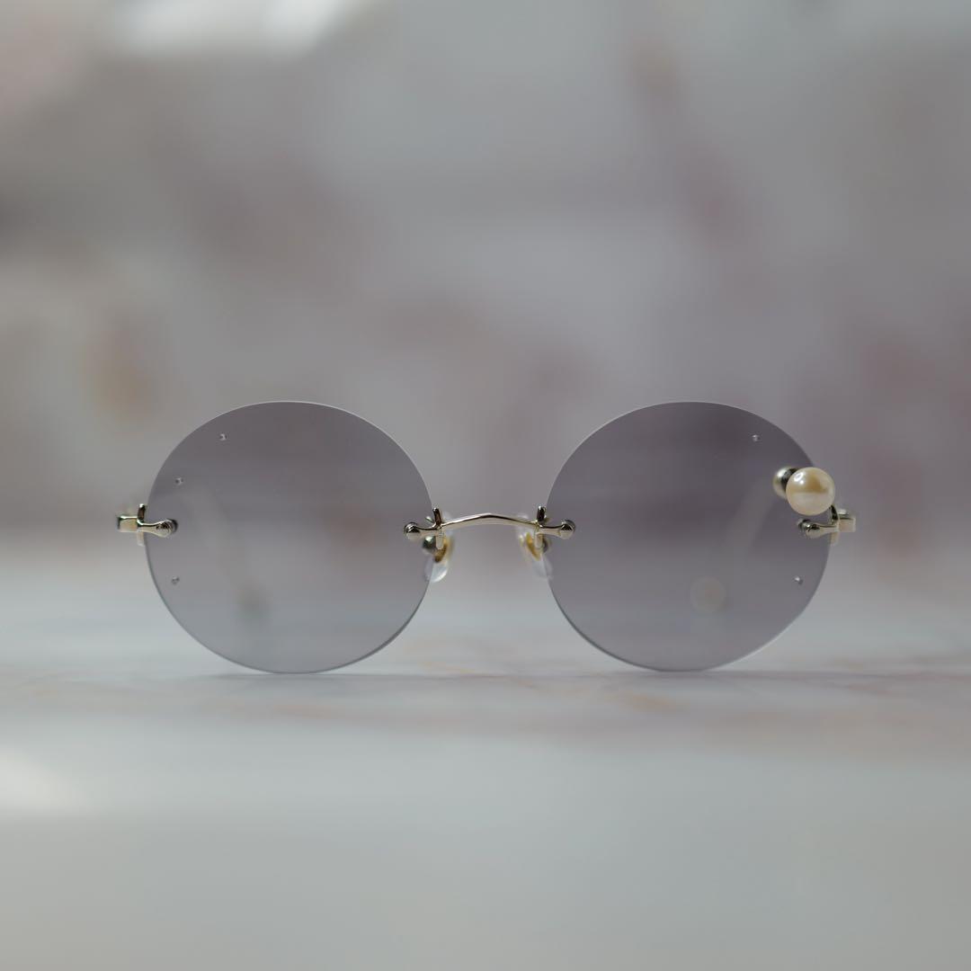 megane and me パール ピアス ラウンド サングラス ケース付き