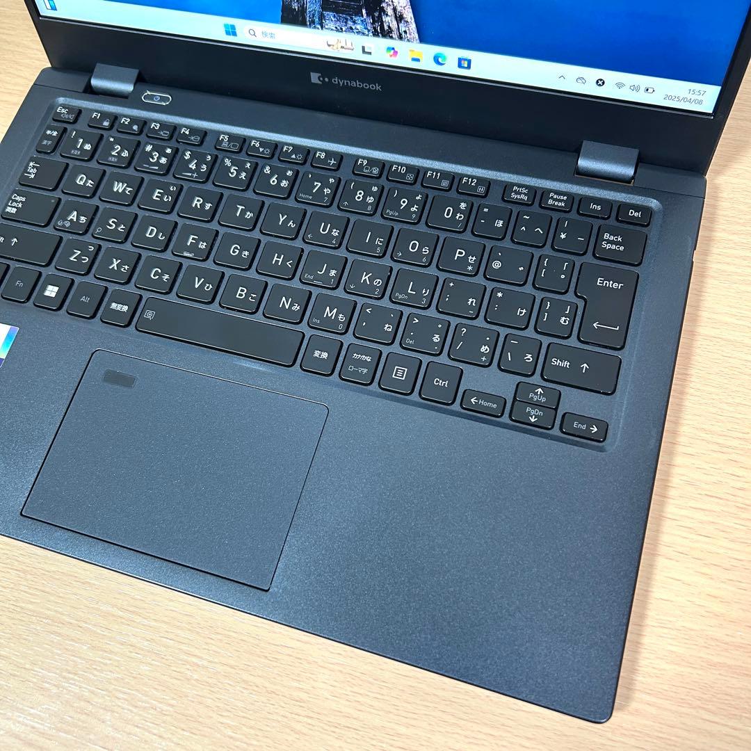 東芝 TOSHIBA dynabook G83/KW 512GB 16GB i5
