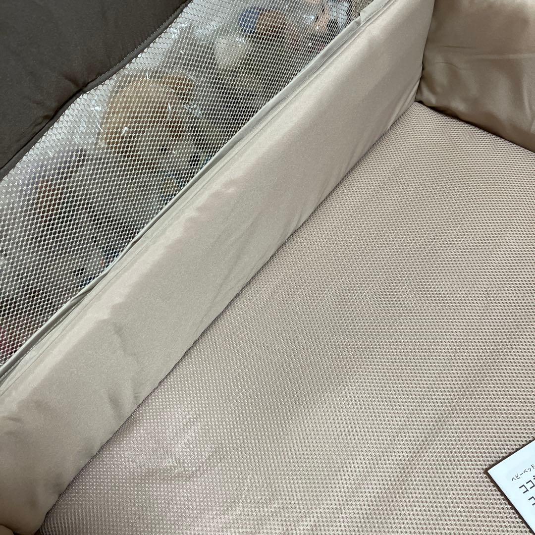 アップリカ　ココネルエアー折りたたみ式ベビーベッド ココアブラウン色