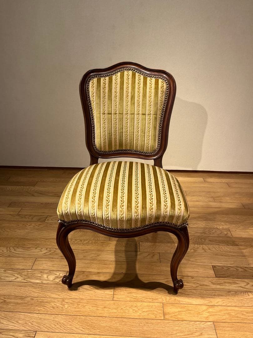 ③ViViVDREXEL HERITAGE(ドレクセルヘリテイジ) チェア