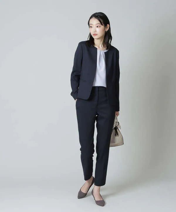 ナチュラルビューティーベーシック　スーツ　セットアップ　試着のみ　タグ付き