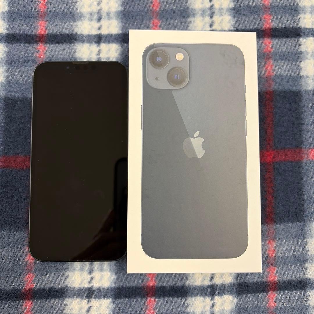 Apple iPhone 13 ミッドナイト 本体　SIMフリー