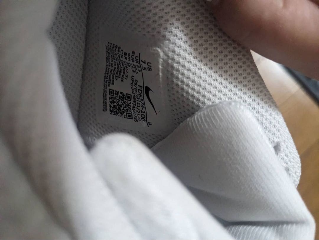 NIKEテニスシューズ