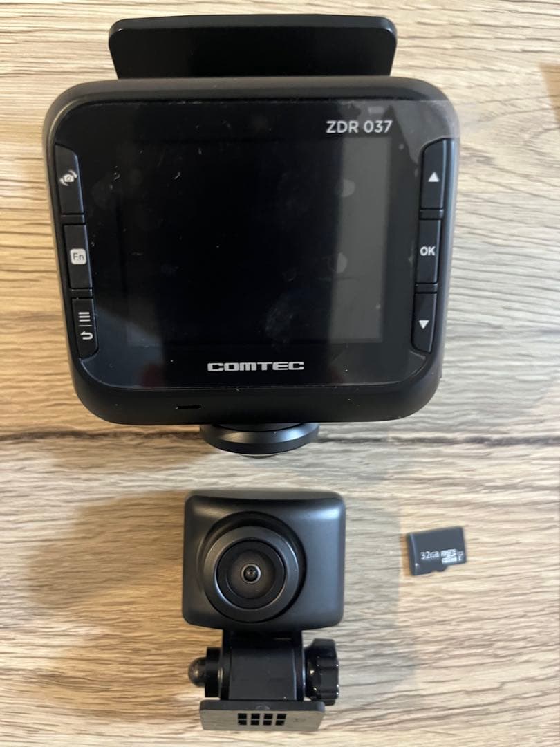 [12/15値下げ]COMTEC ZDR037ドライブレコーダー前後SDカード付