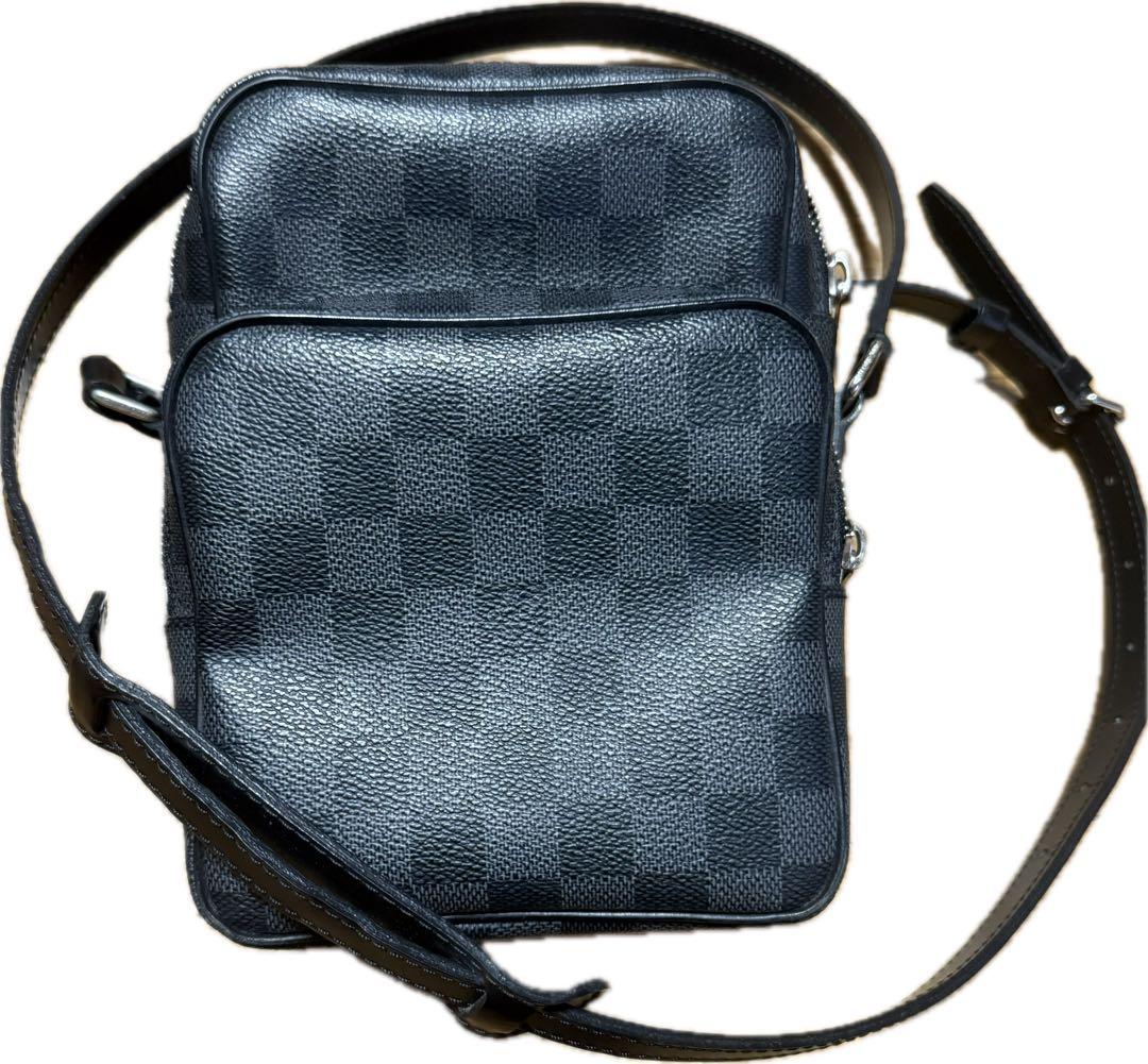 ルイ・ヴィトン ダミエ グラフィット アマゾン レム　ショルダーバッグ