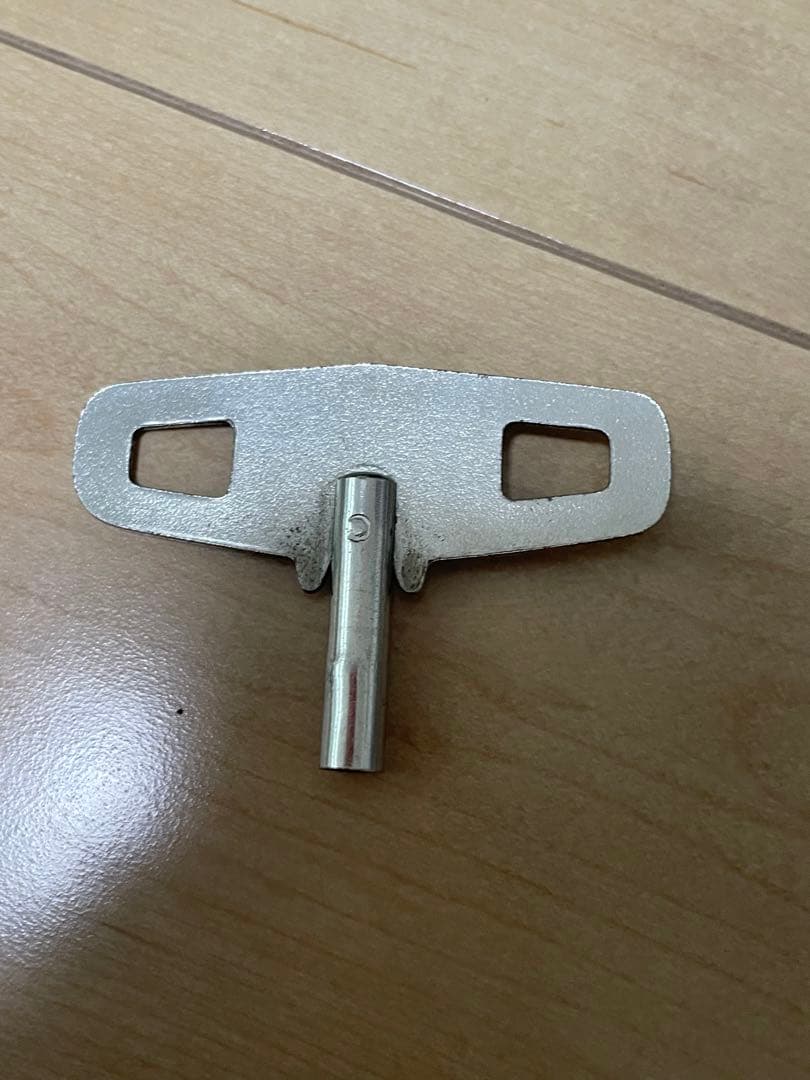 【完動品】リズム　rhythm ゼンマイ時計　動作確認済み