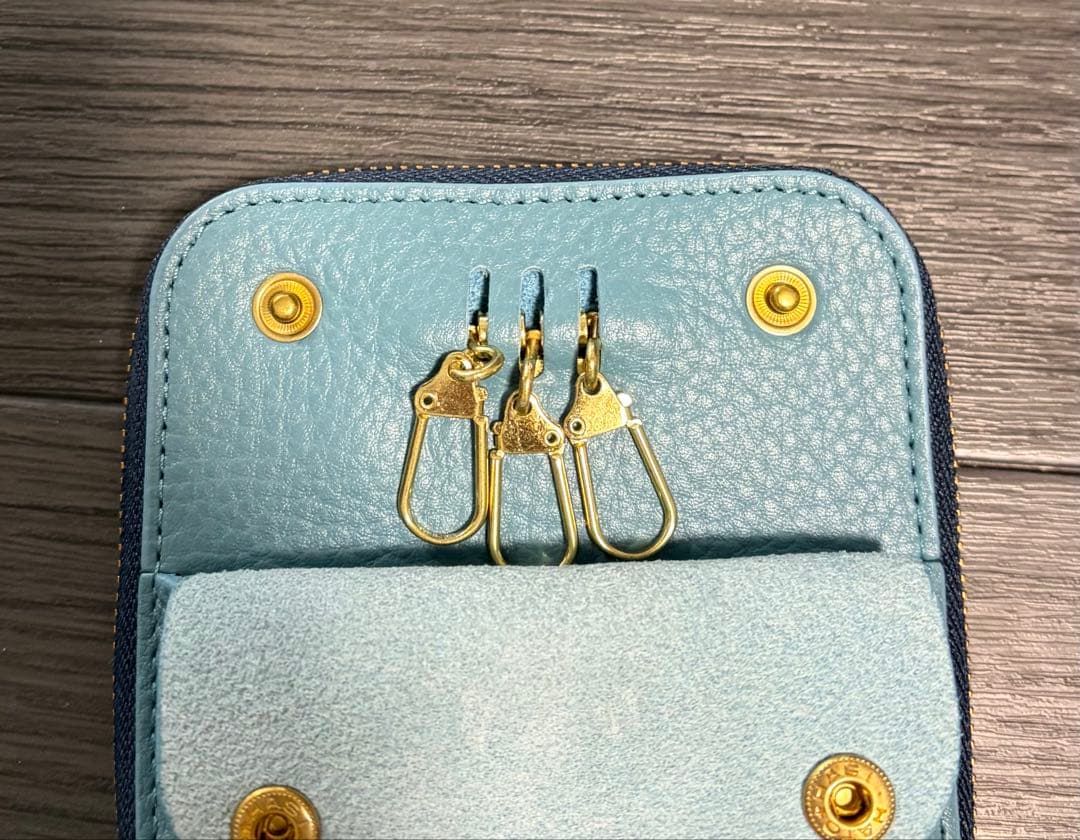 RAKUKEI SMART MOVE! type1 小さい財布　新品未使用！