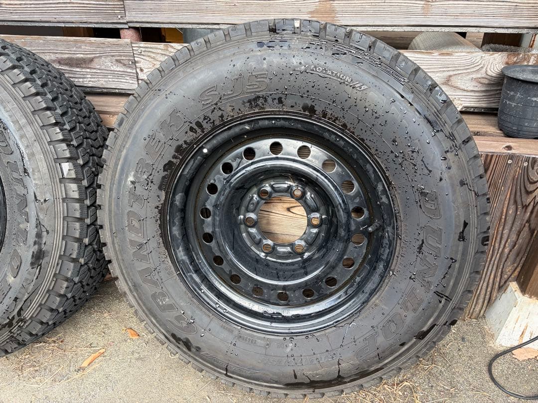 ハイラックスサーフ スタッドレスホイールセット235/80R16 2021年製