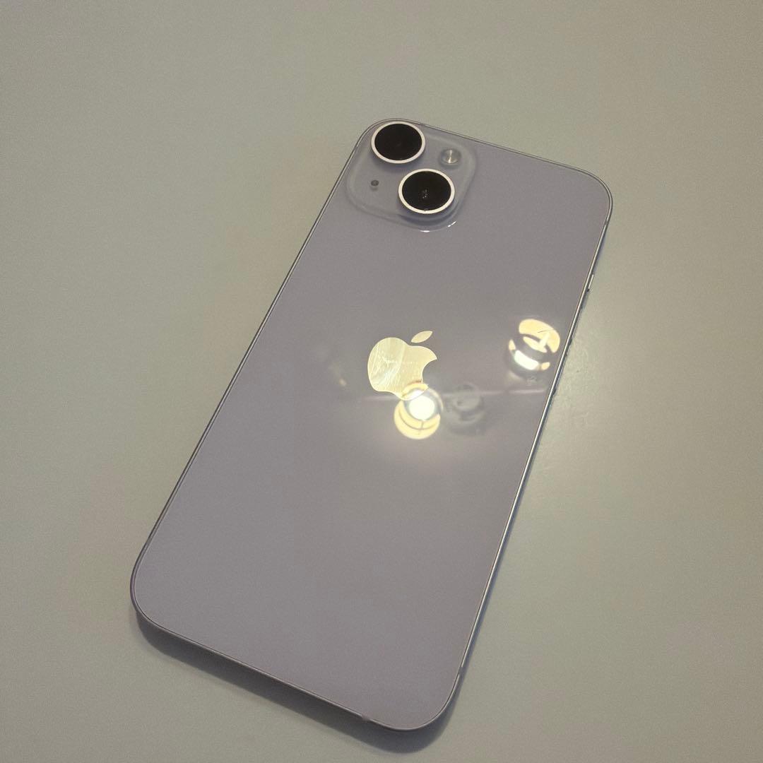 iPhone14パープル(ライラック)