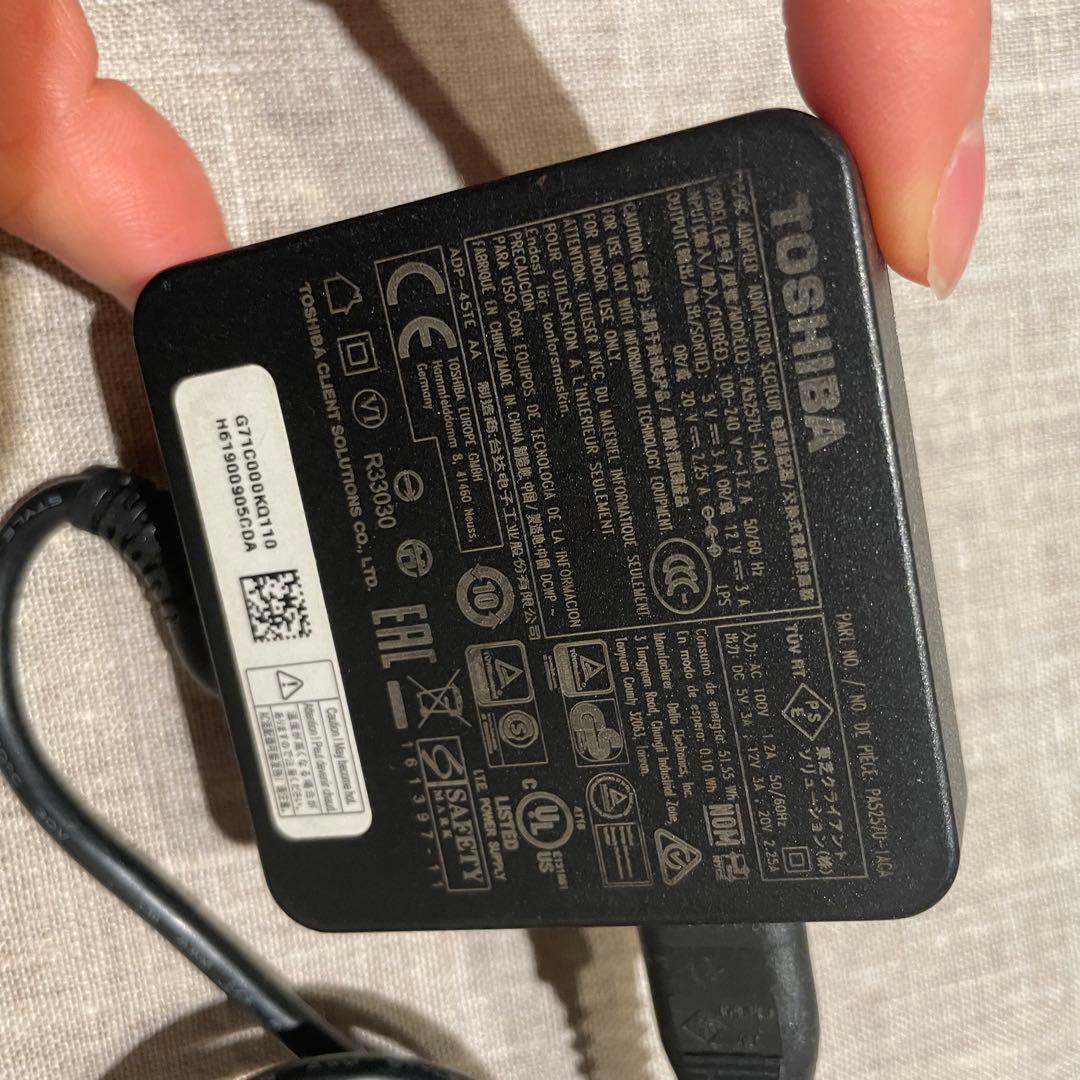 Windowsノート本体 dynabook V72 i5-7200U/8GB/256GB SSD