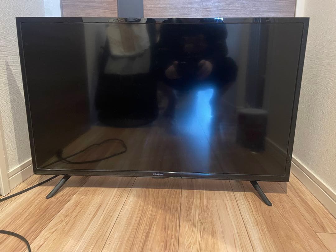 アイリスオーヤマ　32WB10P 32V型液晶テレビ