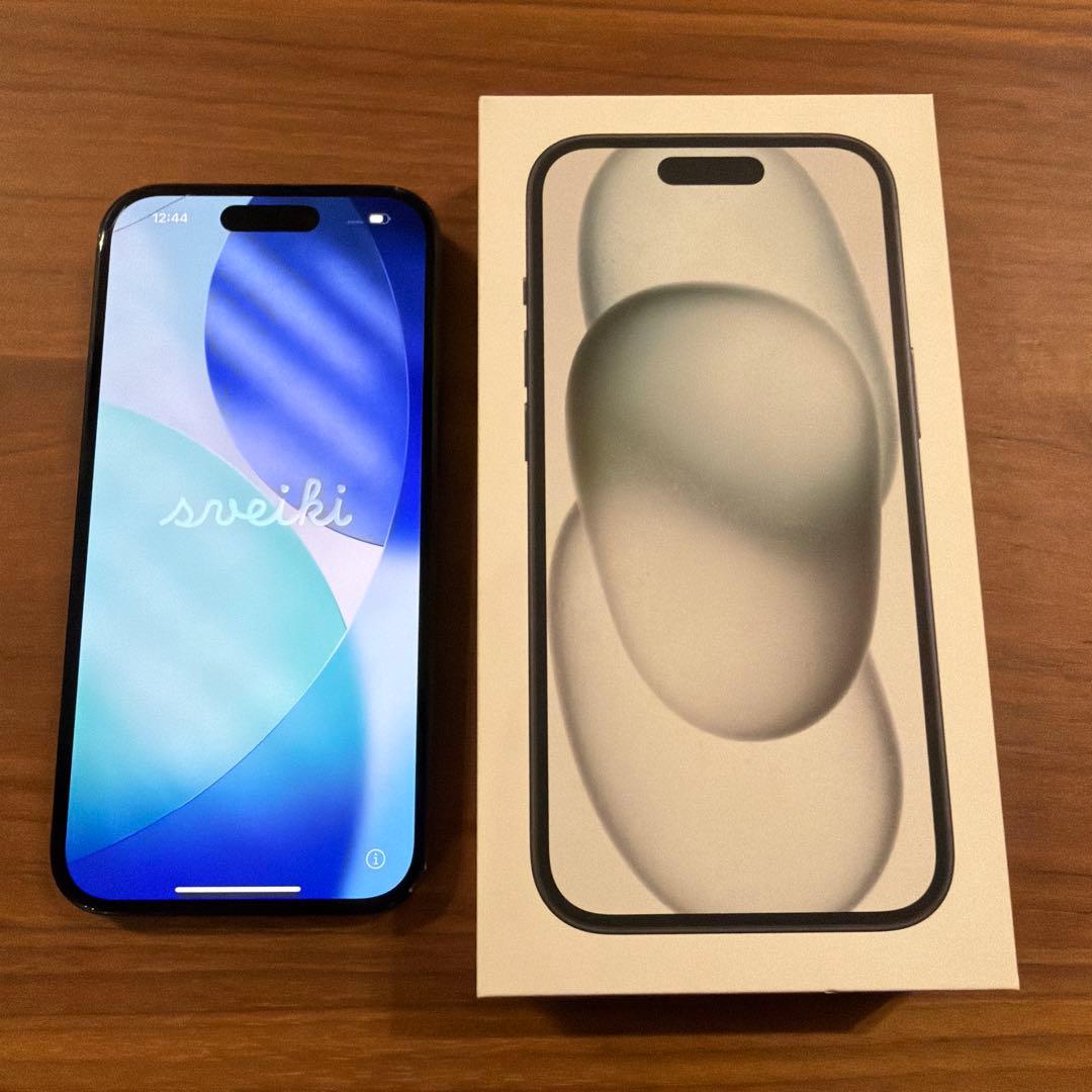 Apple iPhone 15 256GB ブラック simフリー