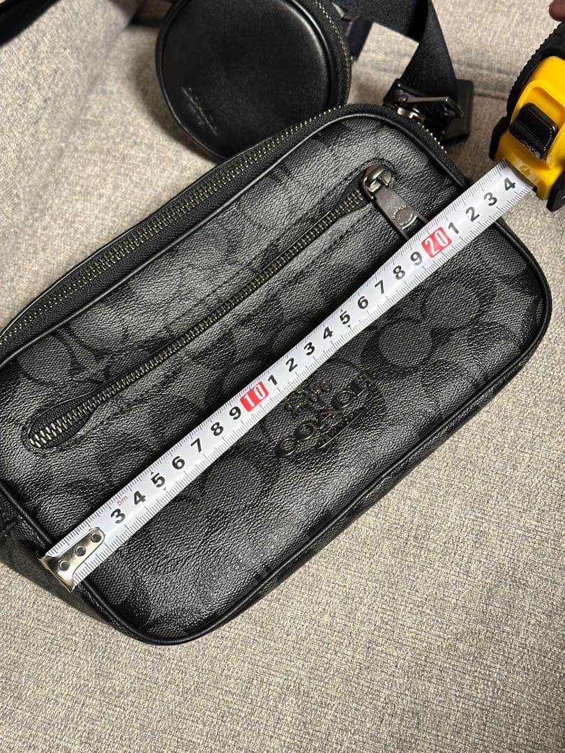 COACH ボディバッグ ケース付き　コーチ
