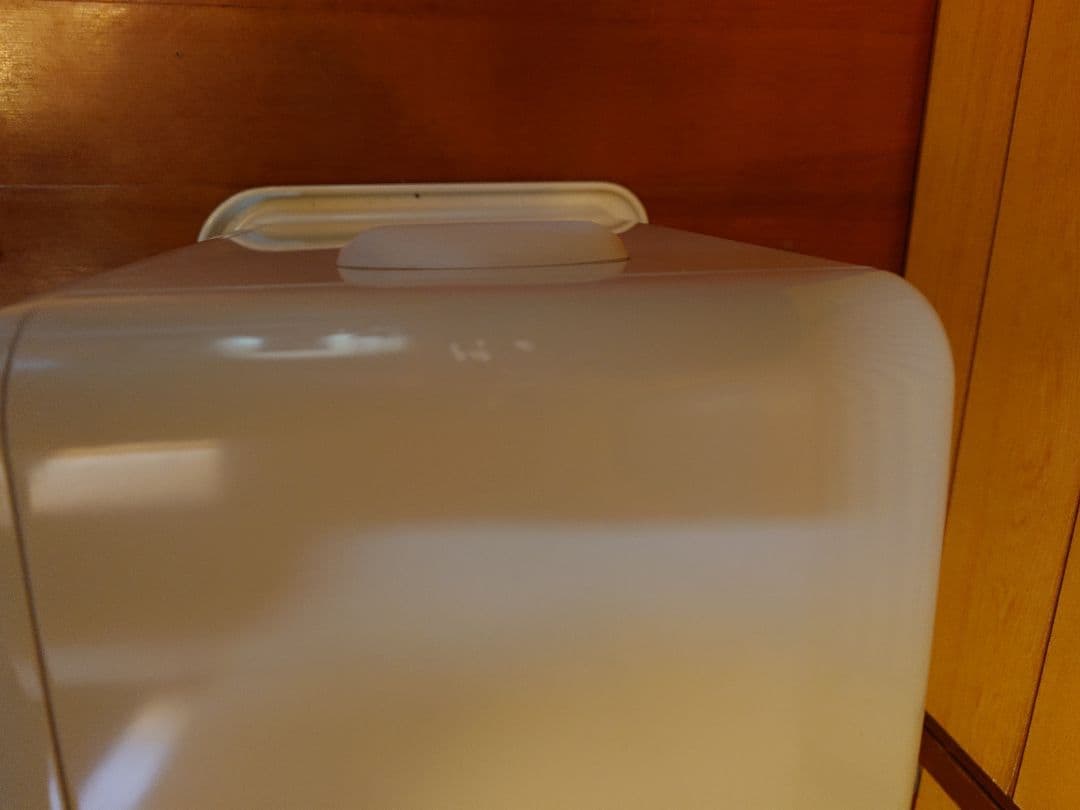 １番小さいダイニチ製石油ブルーヒーター。