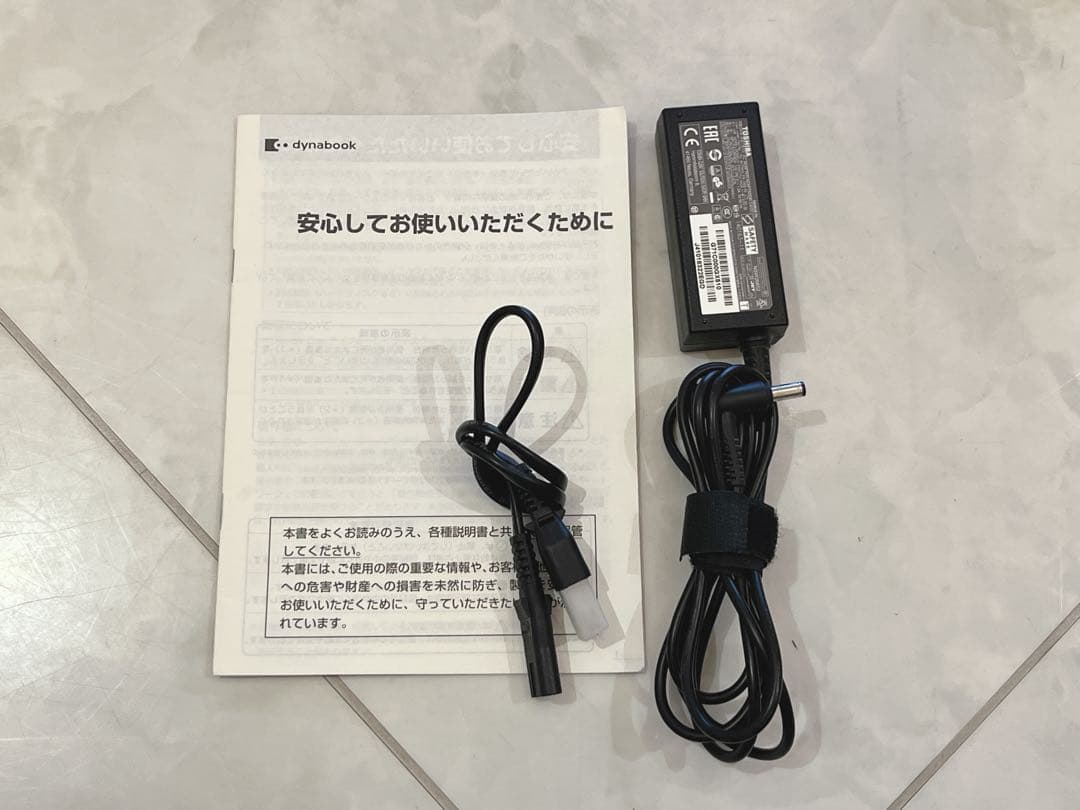 TOSHIBA dynabook AZ35/MBSD 初期化済み PC パソコン