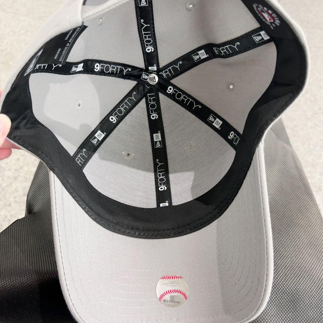 NewEra 9FORTY グレー キャップ ラインストーン