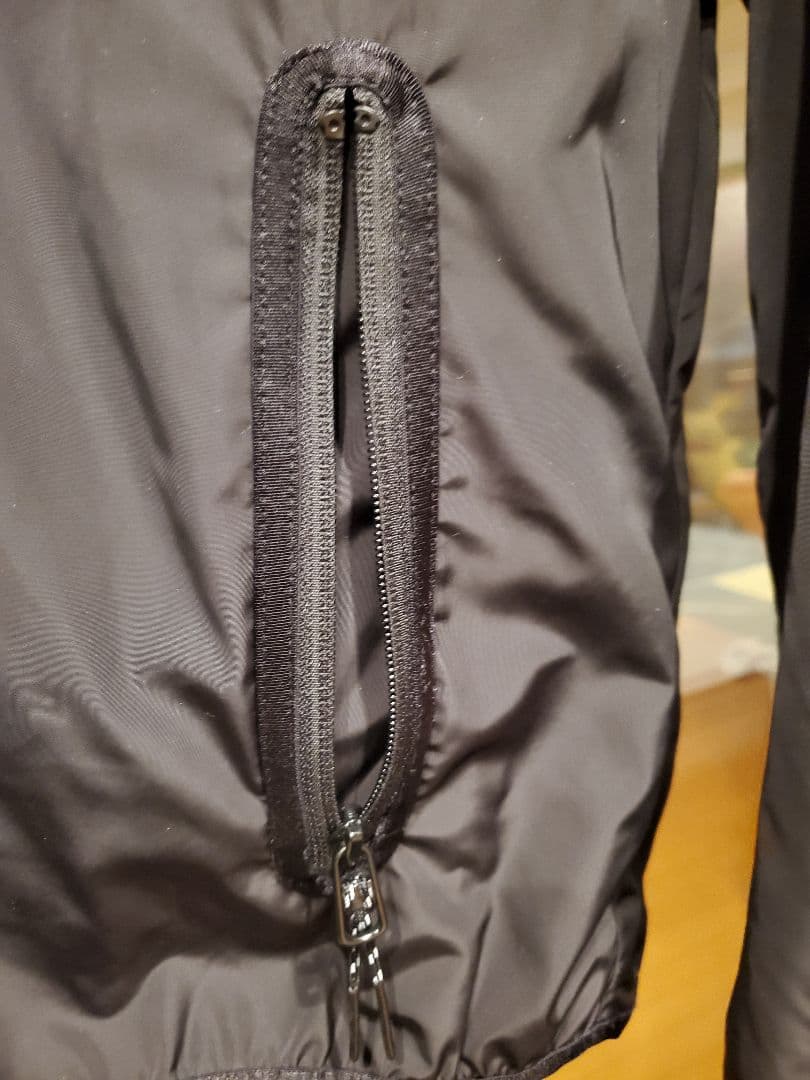 ナイロンジャケット グレー/ブラック/ホワイト