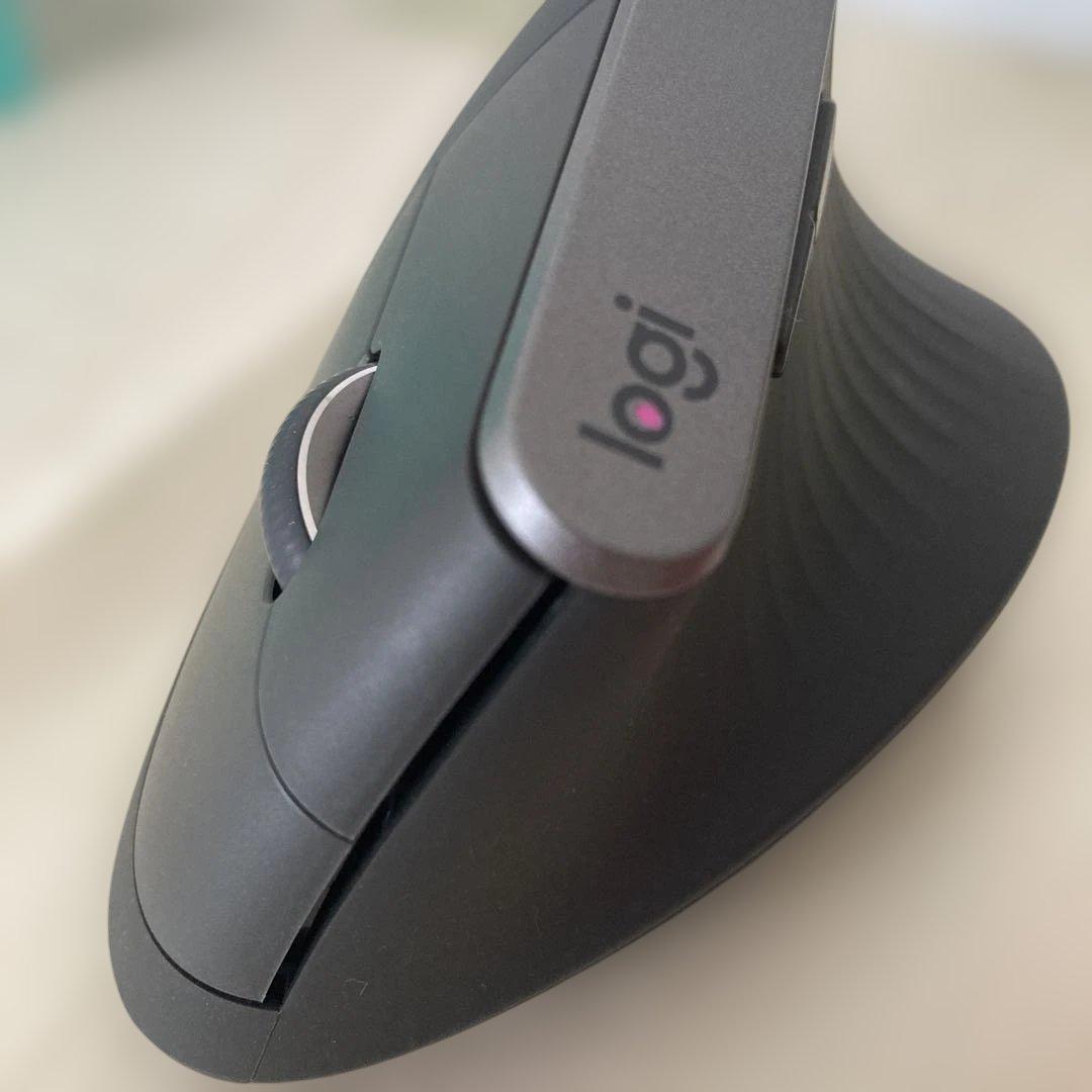 Logicool MX VERTICAL マウス 本体　ergo￼￼シリーズ