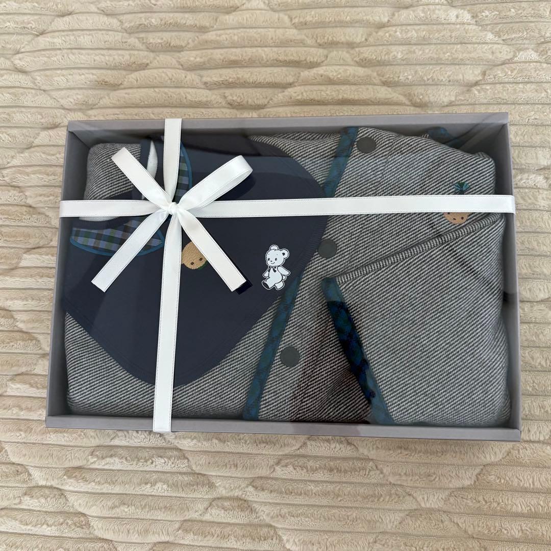 ファミリア　familiar ポンチョ　スタイ　ギフトセット