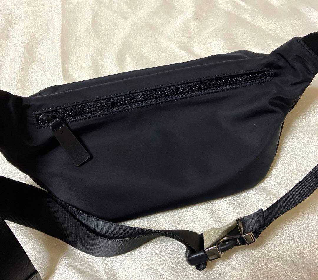 DSQUARED2 ユニセックス ボディバッグ