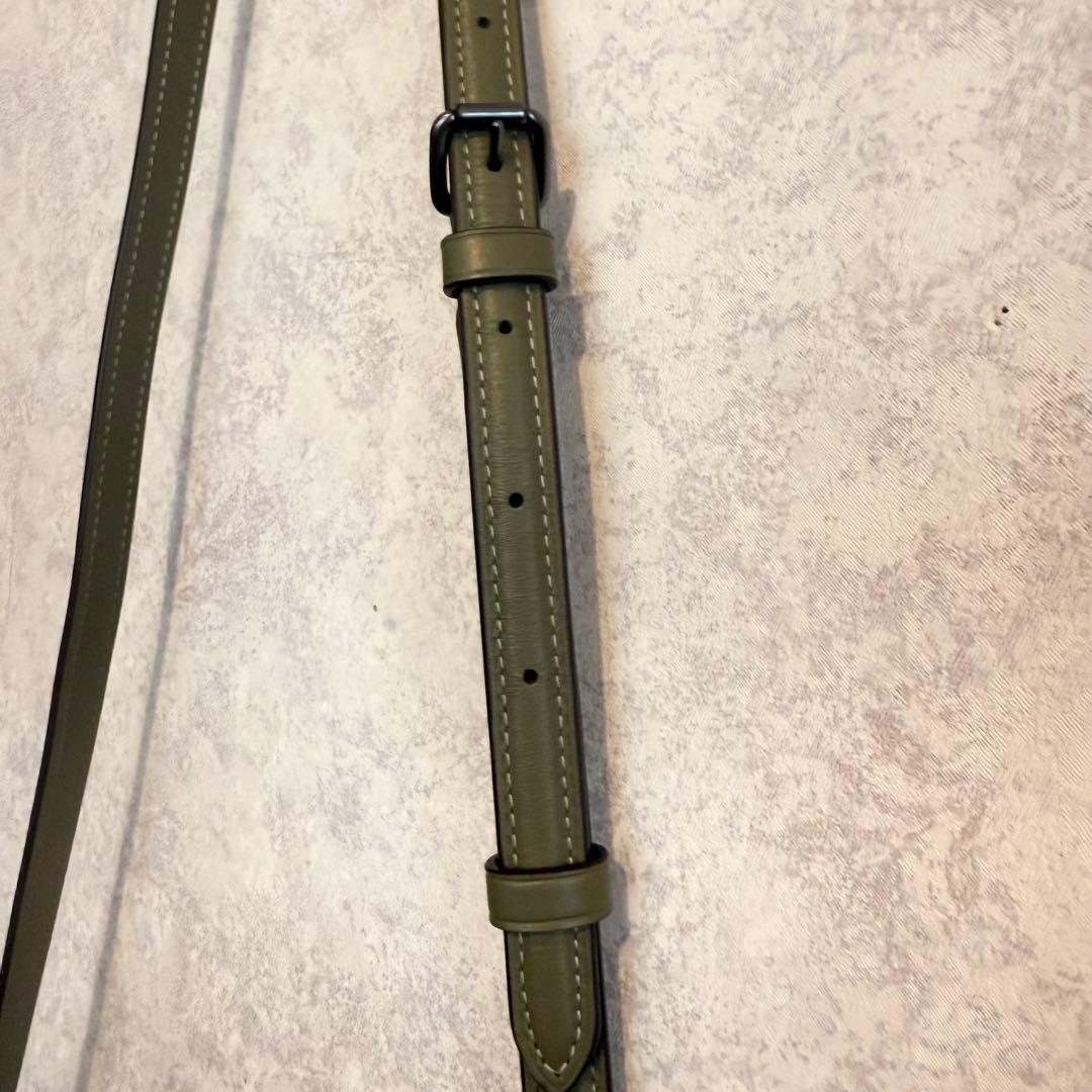 COACH オリーブグリーン ショルダーバッグ　ハンドバック