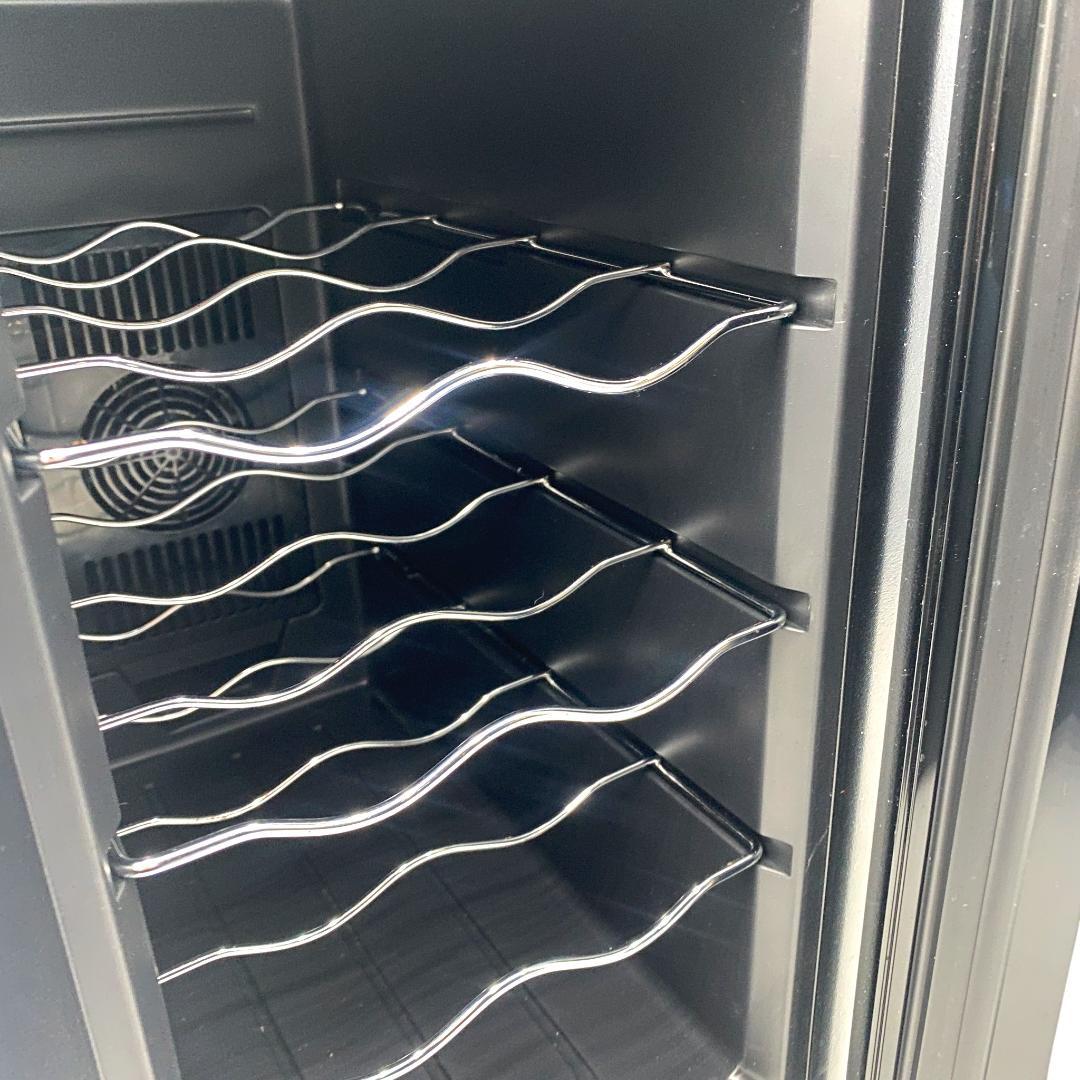 【箱付】アイリスオーヤマ 23年製 ワインセラー PWC-251P【動作確認済】