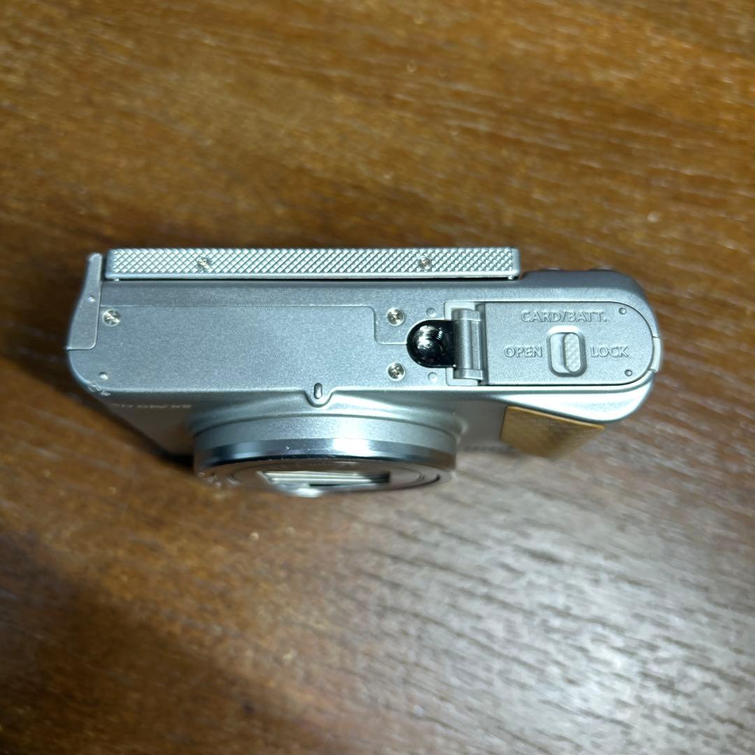 Canon PowerShot SX740 HS 使用イメージ付き