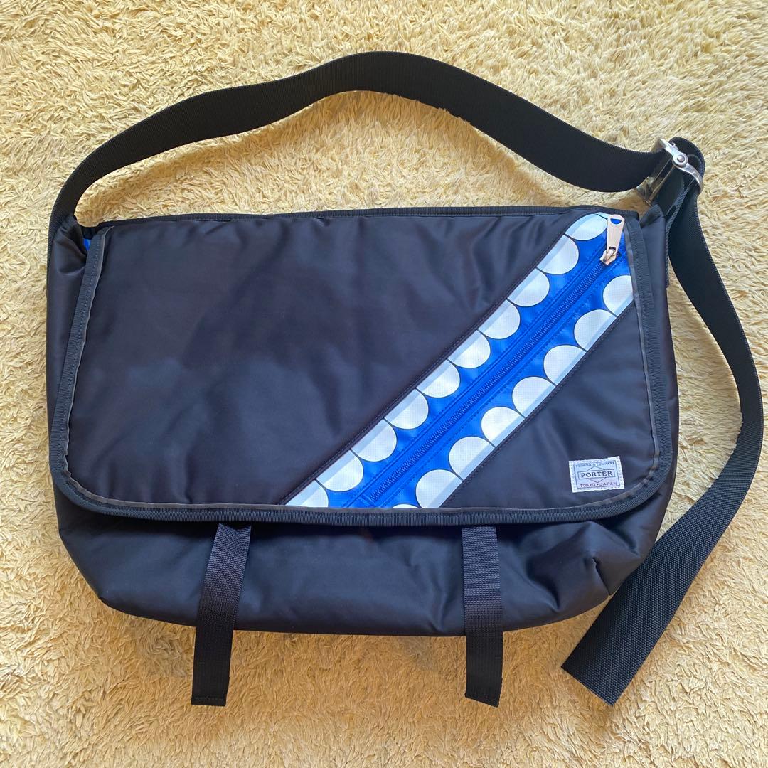 PORTER KAWSメッセンジャーBAG