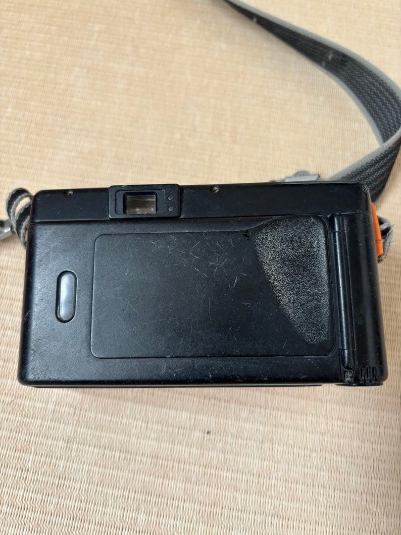 ◎コニカ 現場監督 28 WB ECOオレンジ フィルムカメラ