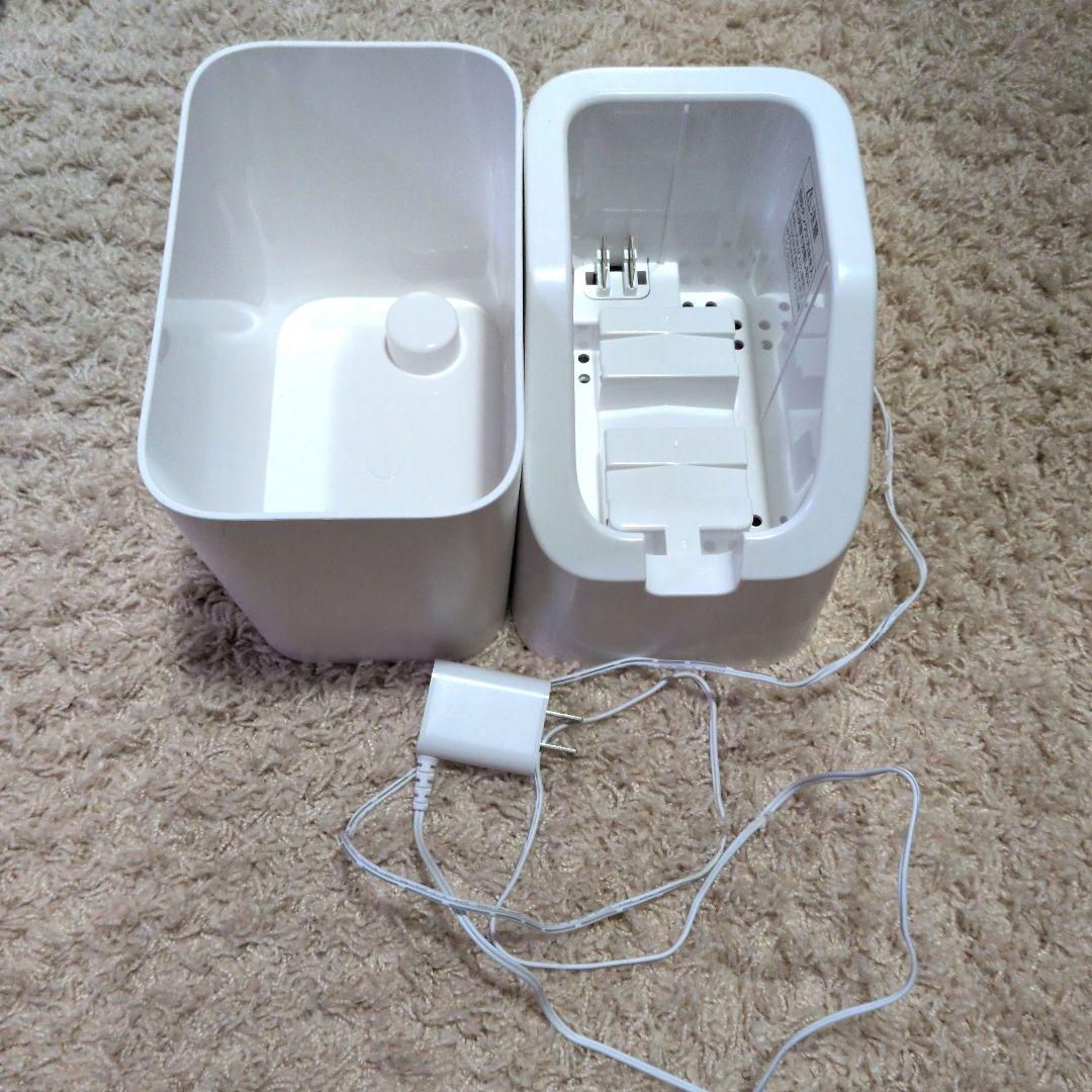 アイリスオーヤマ ハンディリンサークリーナー RNSK-B200D-W