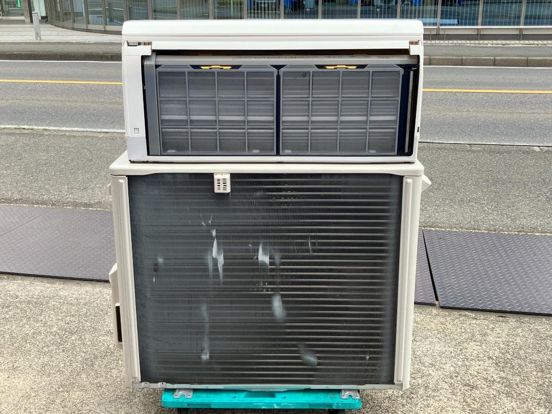 愛知岐阜/送料込★日立　5.6kWエアコン RAS-X56J2　18畳　20年製