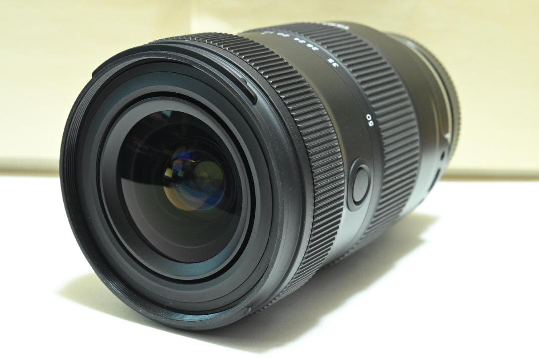 タムロン 17-50mm F/4 Di III VXD (ソニーEマウント用)