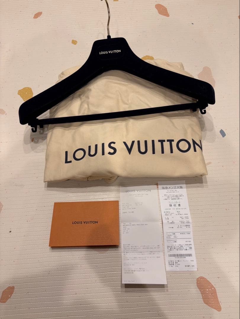 rara911Louis Vuitton フード付きジャケット