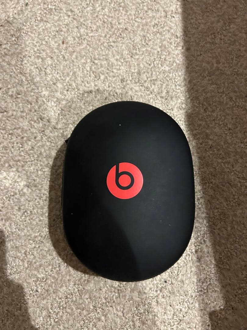 Beats ワイヤレスヘッドホン ホワイト ケース付き