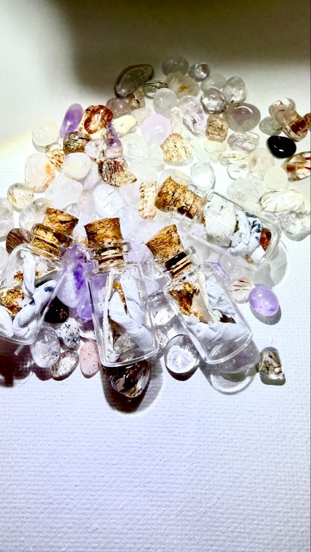 即購入可‼️ラスト2体‼️白蛇御神体お守り 選べません 必要な人が持つ事