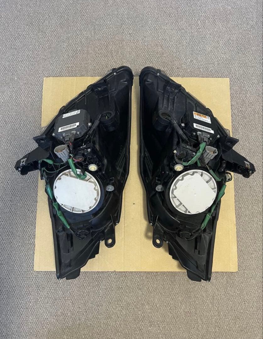 フェアレディZ Z33 中期 ヘッドライト 左右セット（中古品）