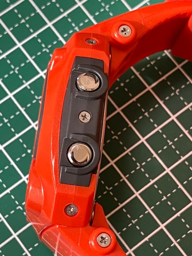 CASIO G-SHOCK G-8000 オレンジ×ブラック レッド液晶