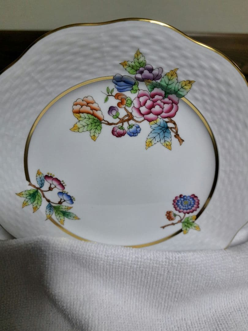 新品　Herend　ヴィクトリアゴールド　プレート