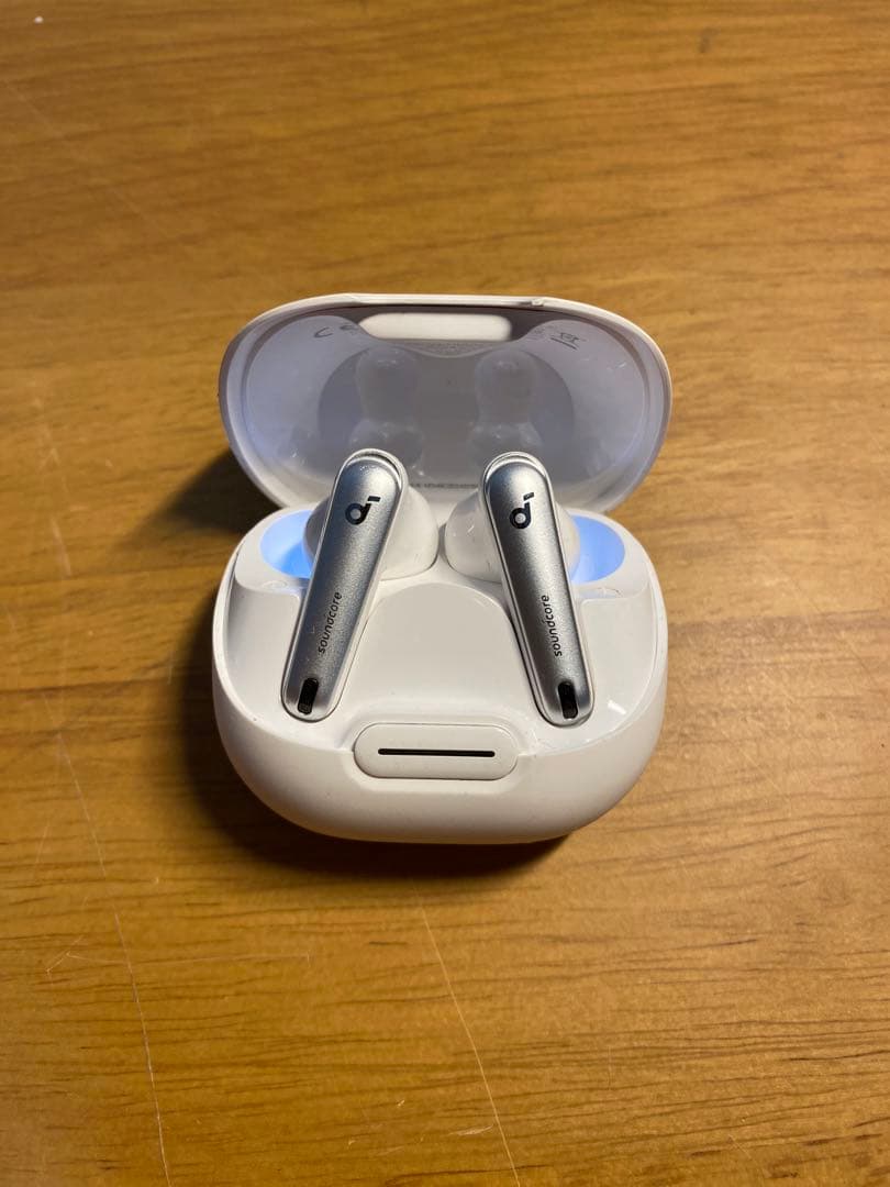 ヘッドホン Anker Libety 4NC