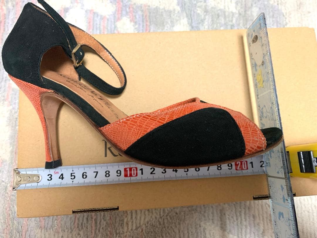 タンゴシューズ　サンダル　黒スウェード　オレンジ　オレンジヒール