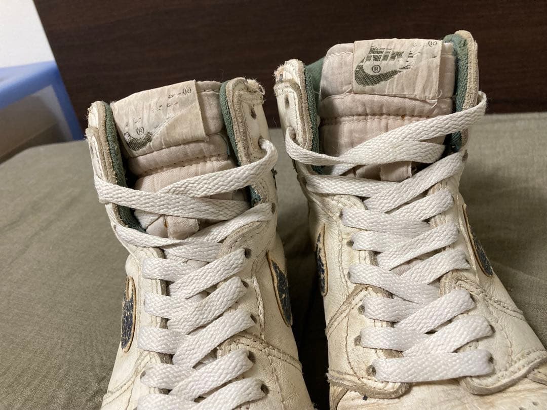 激レア！スカイジョーダン1 メタリックブルー