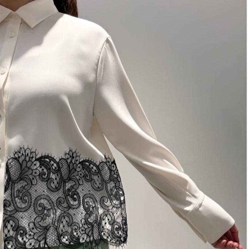 新品 25AW ADORE バイカラー レース ライトジョーゼットブラウス 38