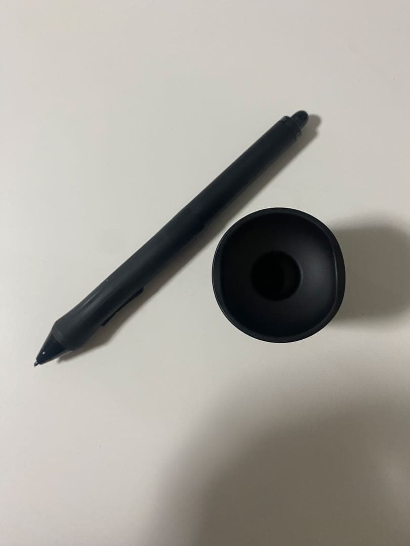 Cintiq 22液晶ペンタブレット(DTK-2260)