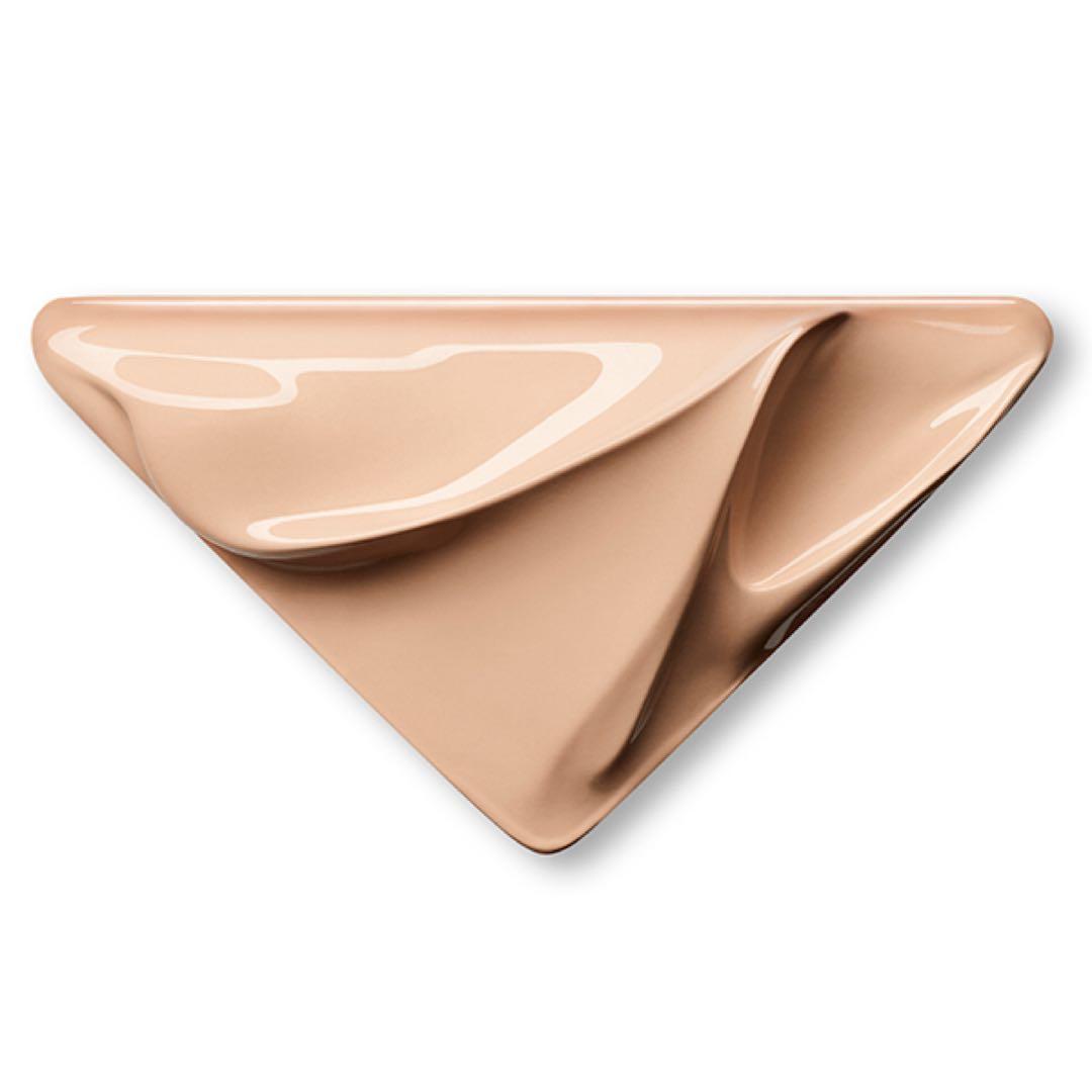 新品PRADA AUGMENTED SKIN LC5 クッションファンデーション