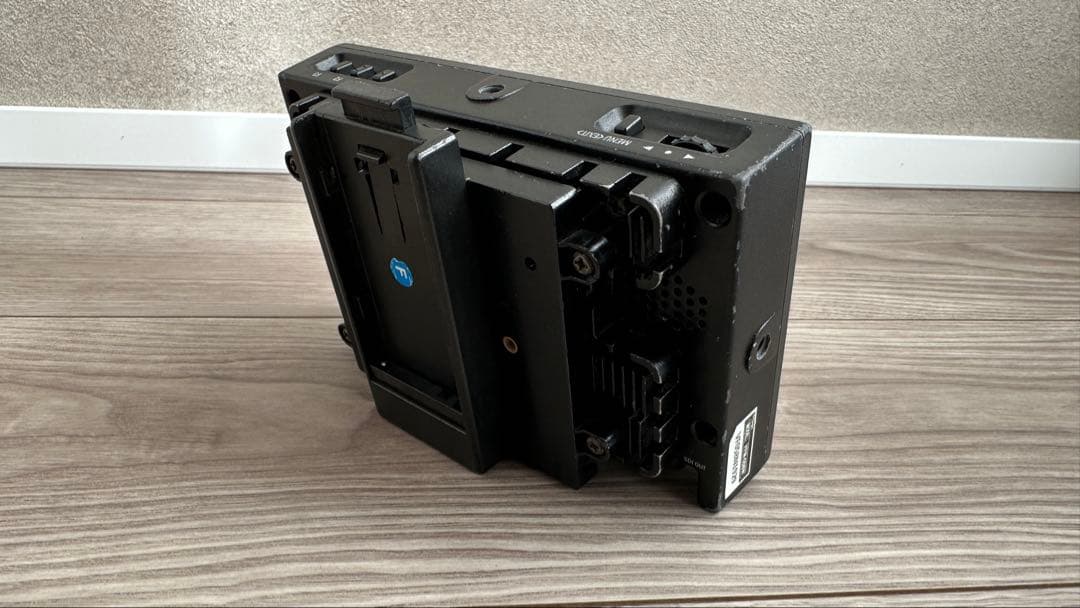 TVLogic VFM-058W5.5型フルHD対応ビューファインダーモニター