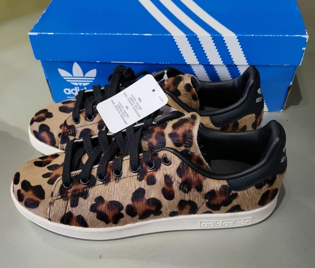 adidas Originals　スタンスミス　レオパード