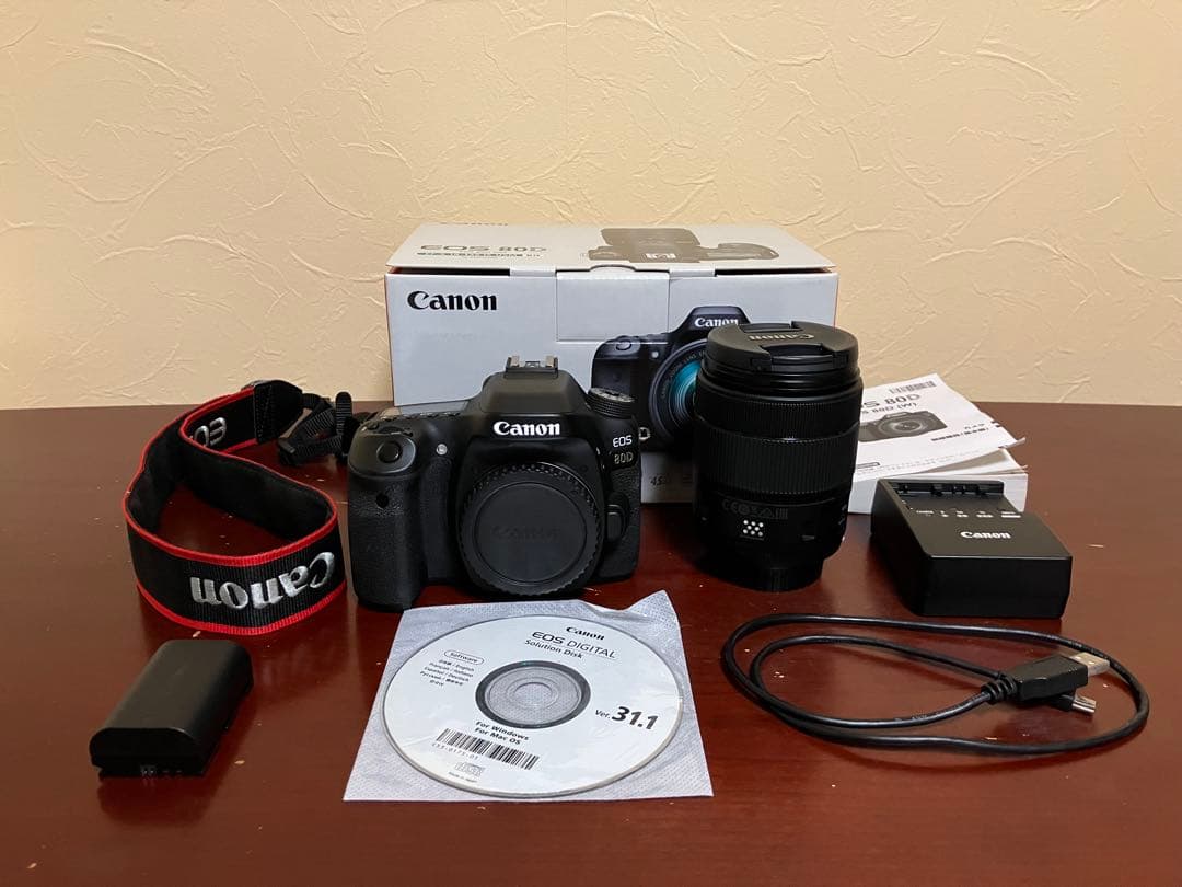 Canon EOS80D + EF-S 18-135mm IS USM セット