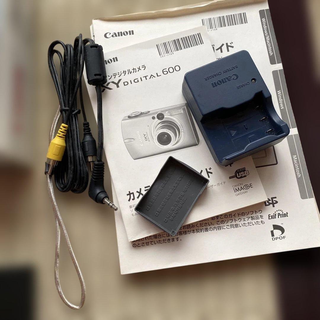Canon IXY DIGITAL 600 シルバー デジカメ　キャノンイクシー