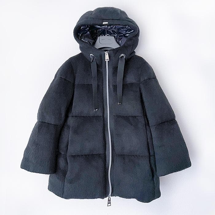 R*i様 HERNO ヘルノのダウンコート　エコファー